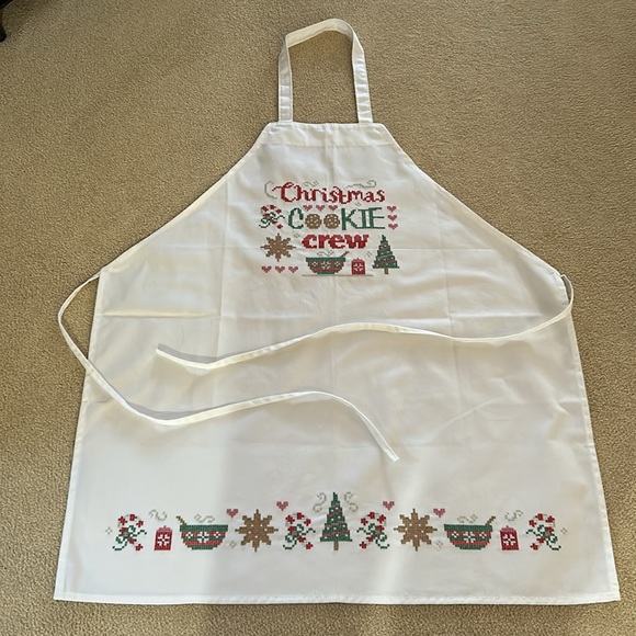 Hand embroidered adult and child Christmas aprons White washable apron - Picture 2 of 14